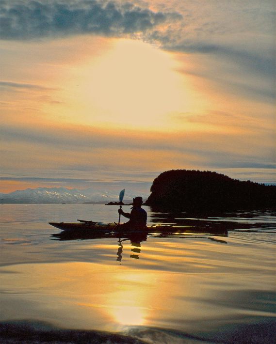PADDLING.COM17-PACIFIC KAYAK CALM